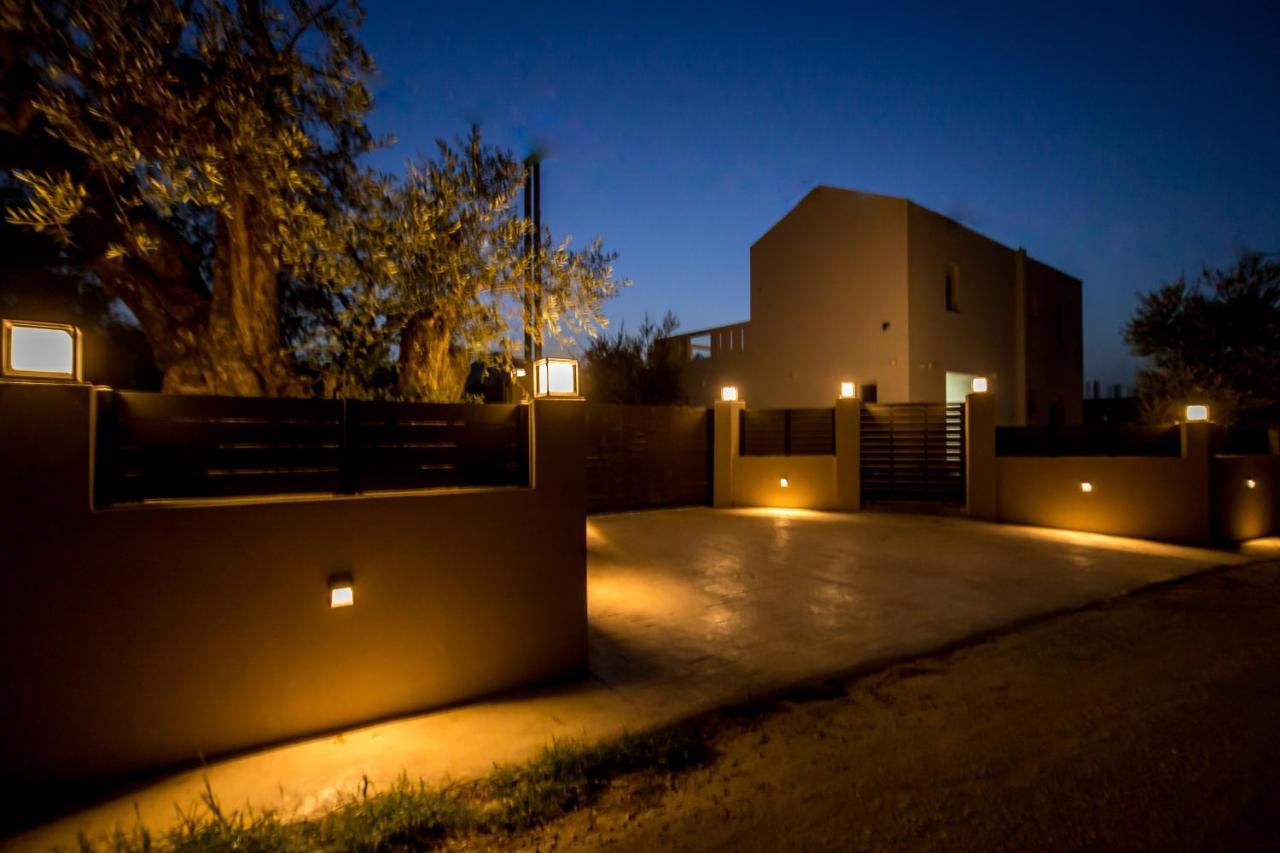 Boviana With Private Swimming Pool *