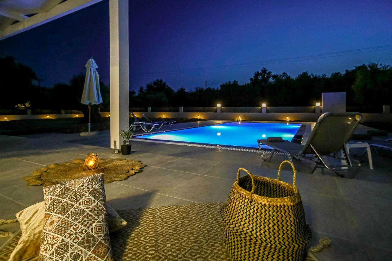 Vila Boviana With Private Swimming Pool *